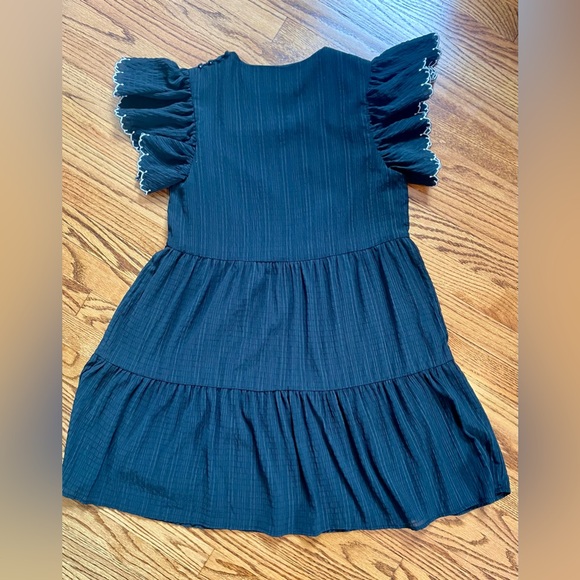 Who What Wear Flutter Sleeve Tiered Babydoll Dress, Small, EUC - Picture 6 of 7